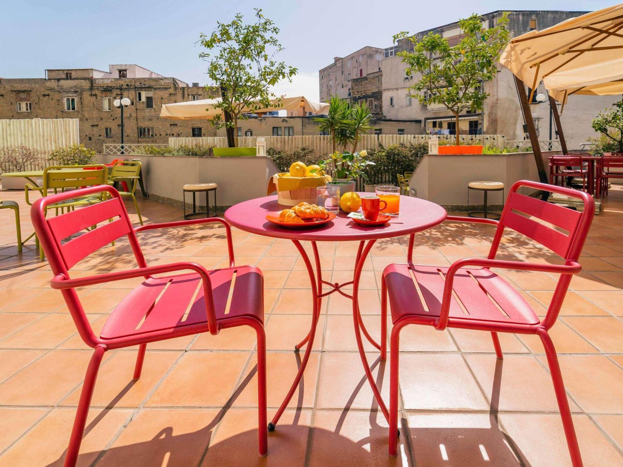 Hotel Ibis Styles Garibaldi Napoli
