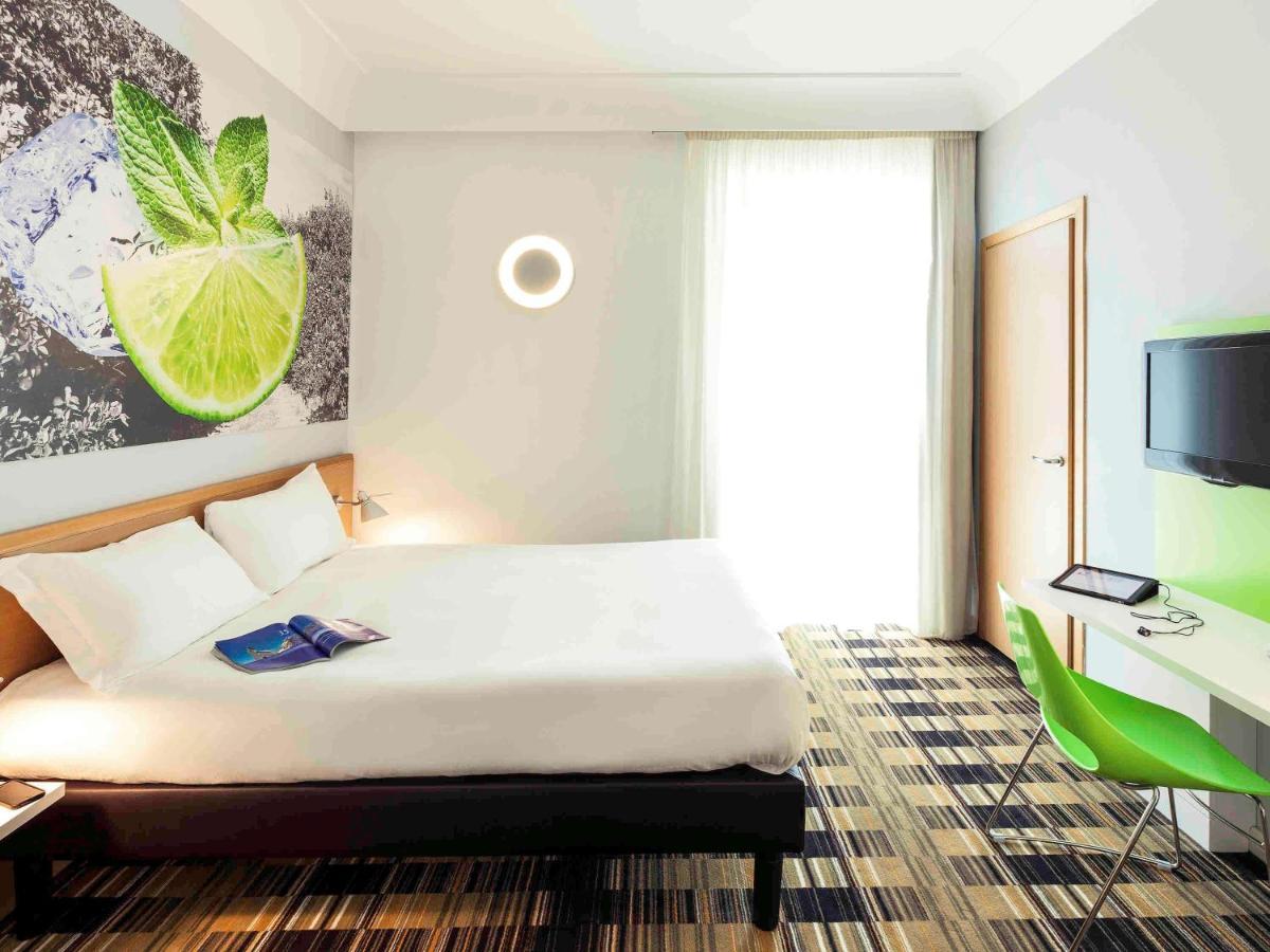 Hotel Ibis Styles Garibaldi Napoli