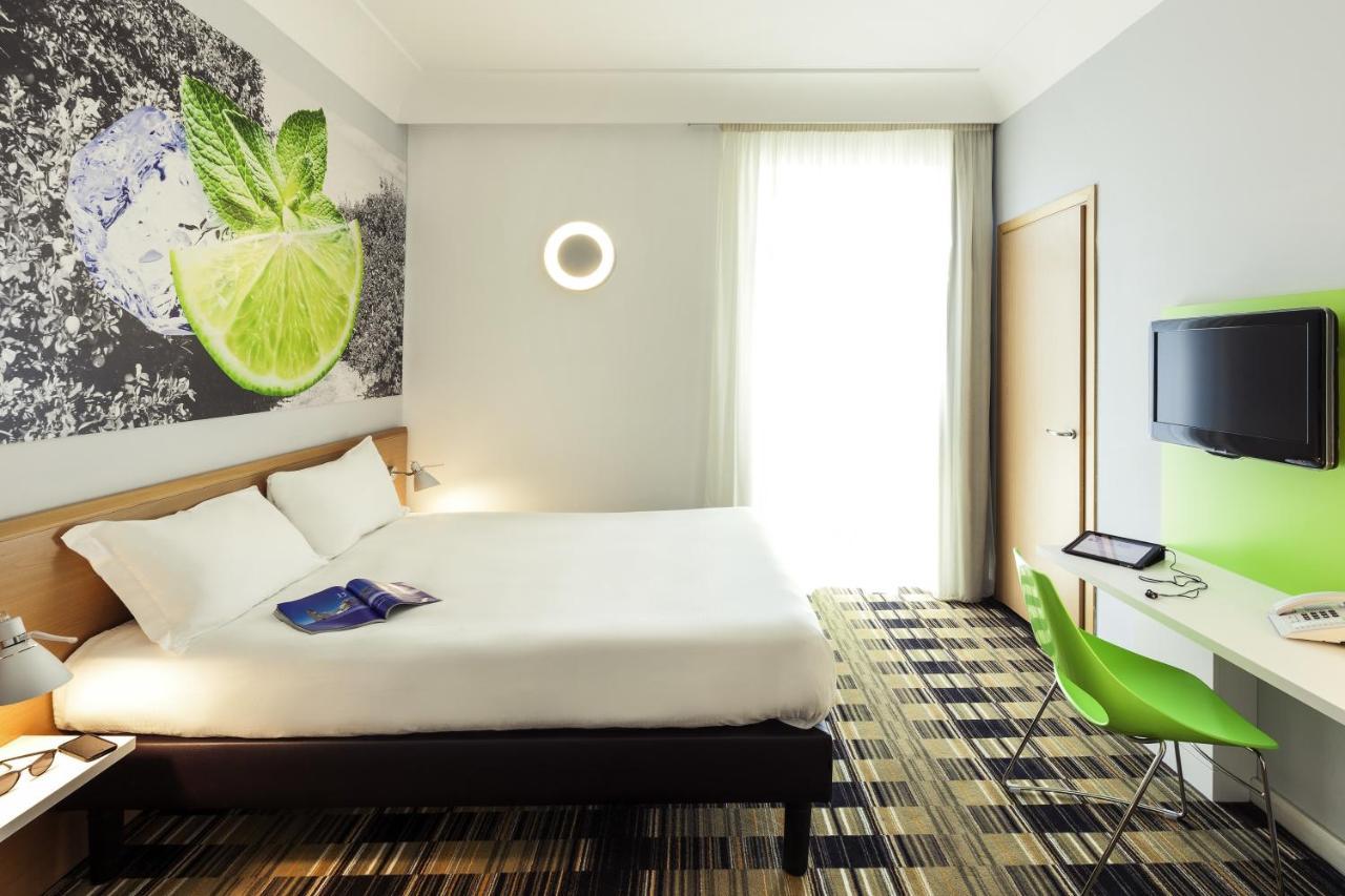 Ibis Styles Garibaldi Naples